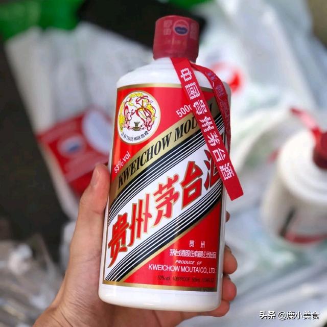 中国“老八大名酒”，是哪八个白酒品牌？有啥代表产品？一文总结