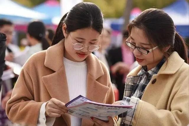 学生会面试问题及答案,学生会面试问题及答案纪检部