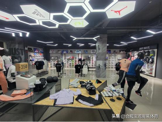 阿迪耐克品牌折扣店进货渠道群,阿迪耐克品牌折扣店进货渠道群是真的吗