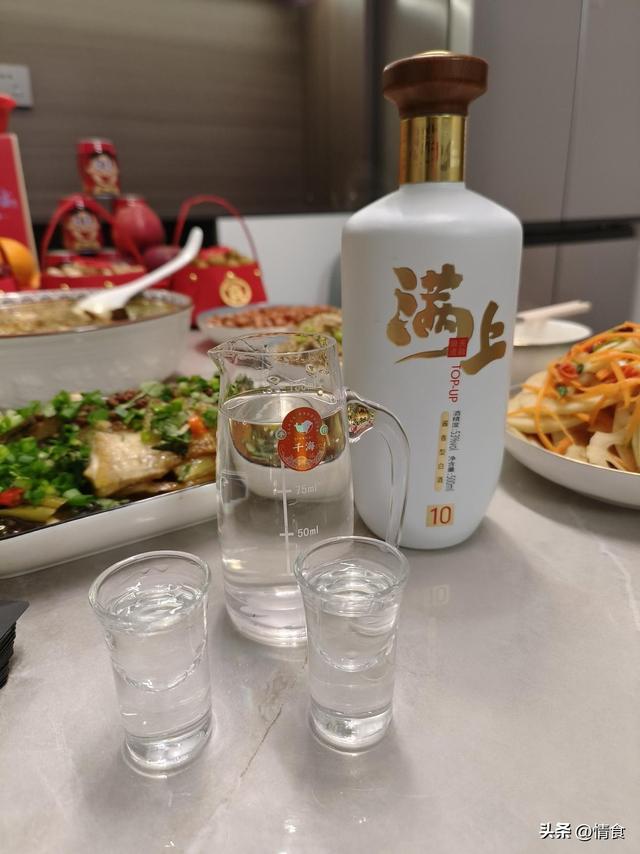 韩国真露烧酒多少度,一瓶真露等于几两白酒