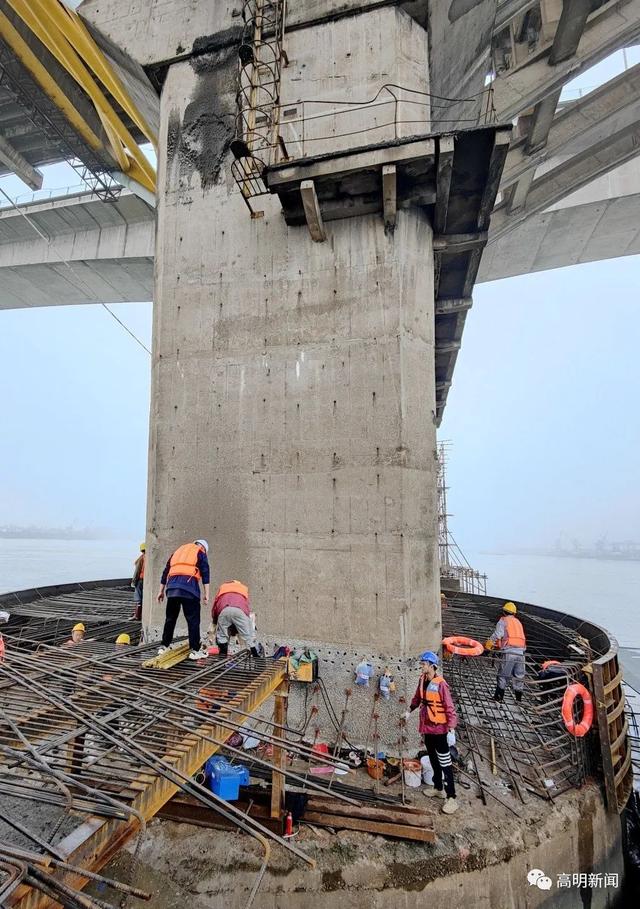 三桥车限载多少吨可以上高速,三桥车限载多少吨可以上高速公路