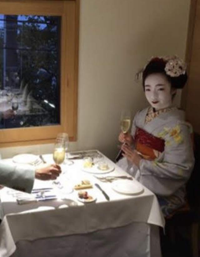 日剧美化舞妓处境？未成年饮酒、酒客性骚扰，花街生活的阴暗面